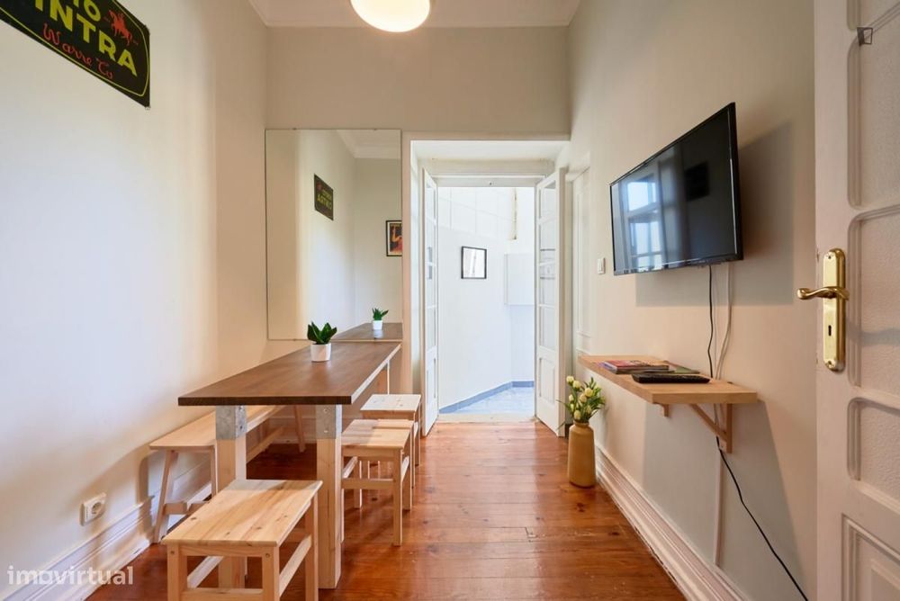 Quarto - localizado em Entrecampos Lisbon