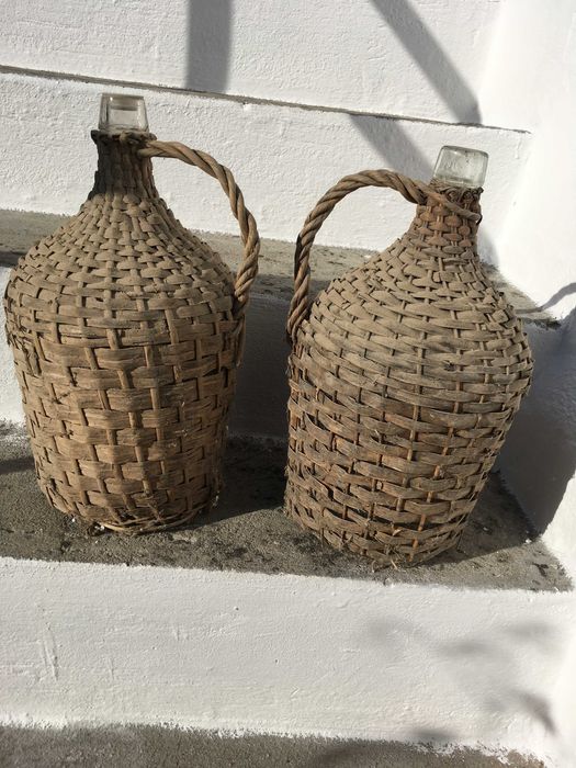 Garrafões forrados a palha muito antigos vidreira Santos Barosa