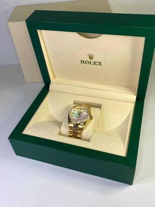 Золотій годинник Rolex Day-Date original