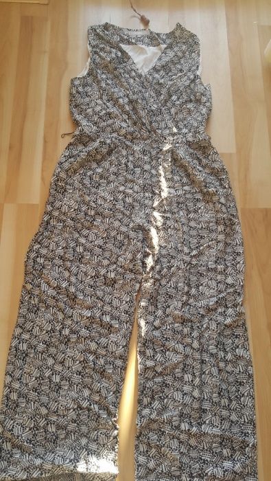 elegancki kombinezon rozmiar XL firmy Fenn Wright Manson