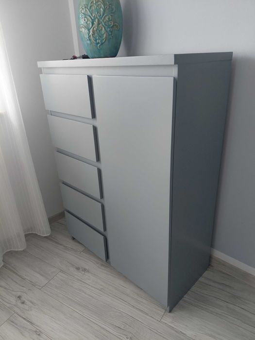 Komoda  z szufladami