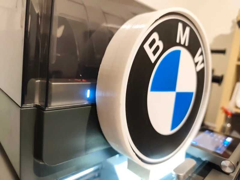 Lightbox luminaria decorativa BMW com caixa branca
