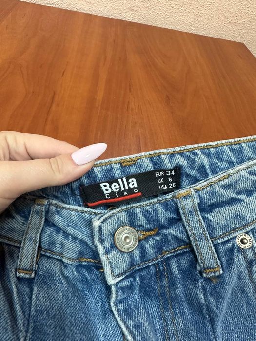 Продам джинси рванка р.34