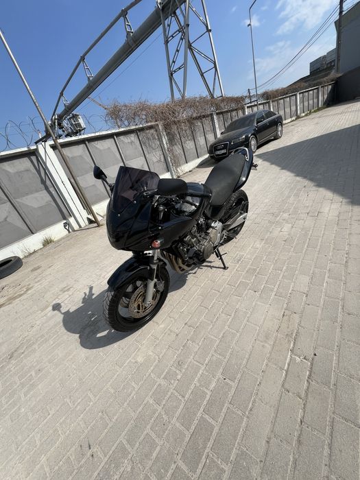 Продам Honda CB600