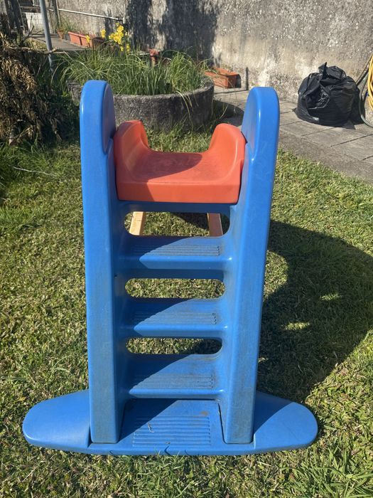 Escorrega Little Tikes