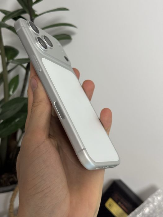 Iphone 14 Pro Max в корпусі 17 Pro max 128 Gb