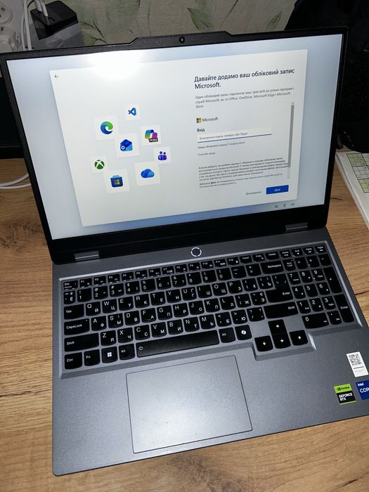 Новий ноутбук Lenovo LOQ grey