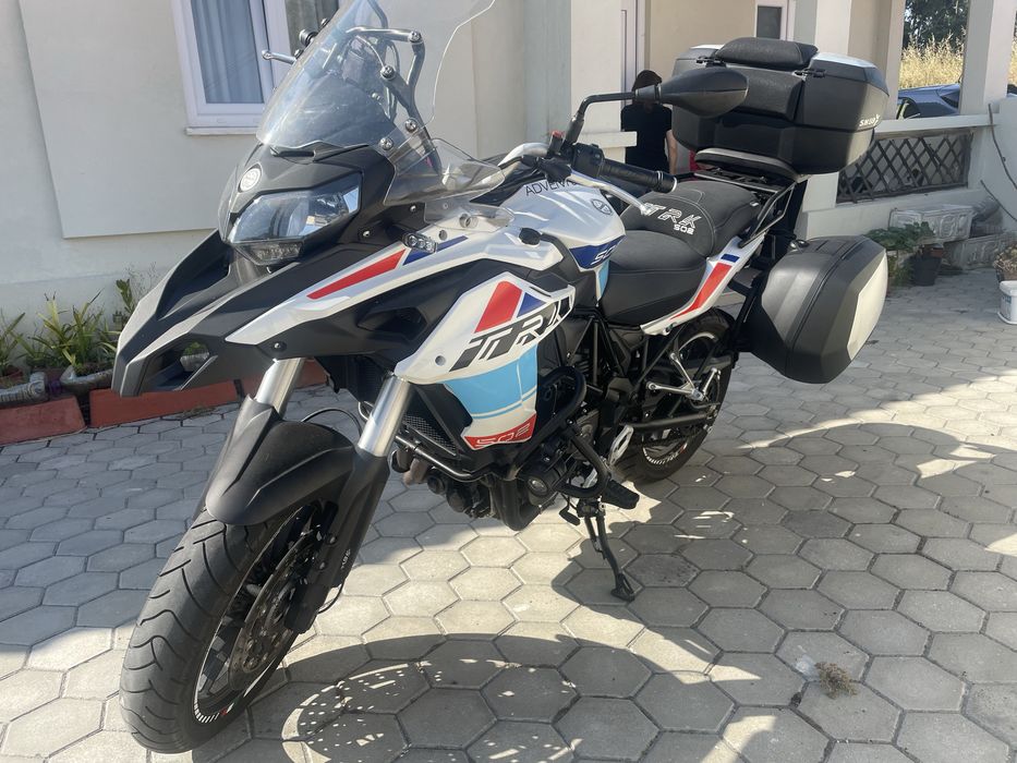 Benelli 502 TRK