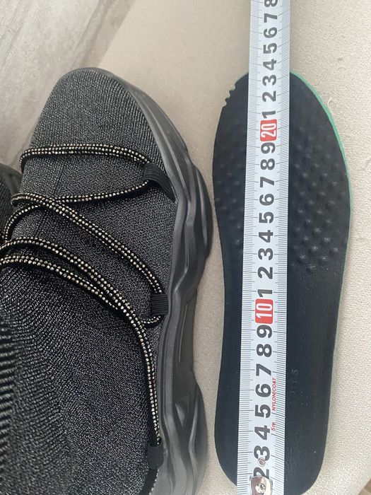 Жіночи черевички