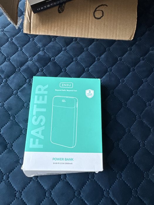 powerbank INIU BI-B5 PD 22.5W 20000mAh.