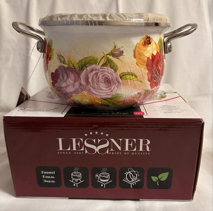 Шикарна кастрюля на 3,5л. Lessner