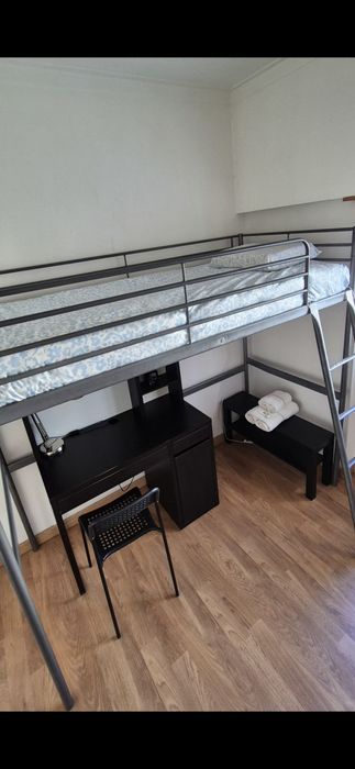 Arrendo quarto solteiro