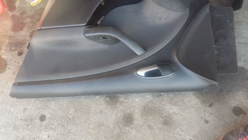 Boczek drzwi przód przedni prawy Seat Altea XL