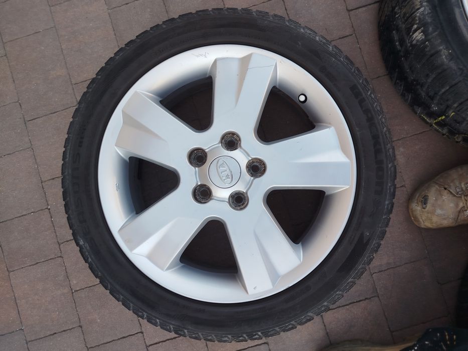 Koła CAŁOROCZNE 17" kia  Venga