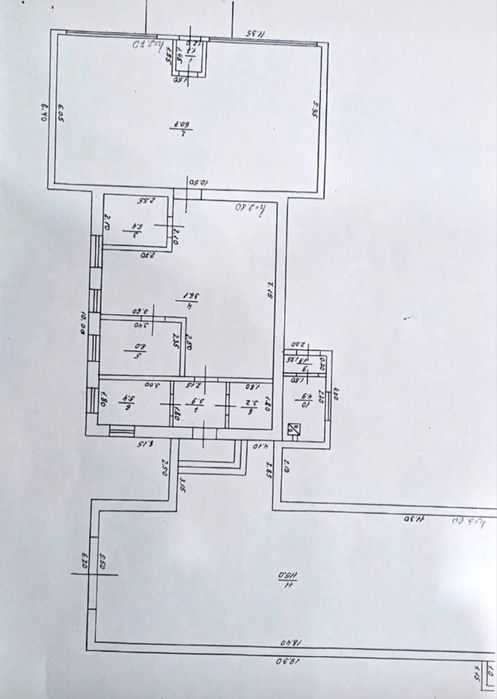 Продам приміщення 285 м2  під магазин в Валках