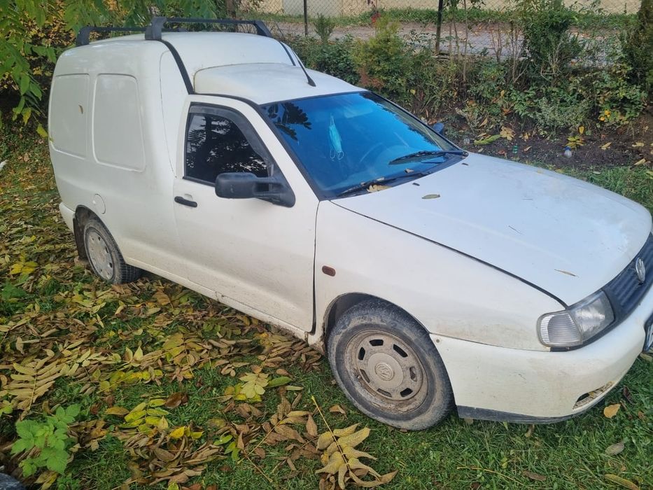 Автомобіль Volkswagen caddy