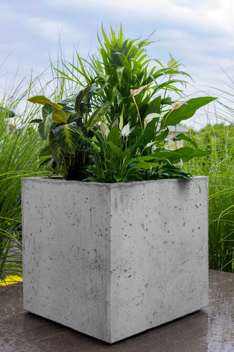 Donice tarasowe ogrodowe,  Donica beton architektoniczny, Wazon