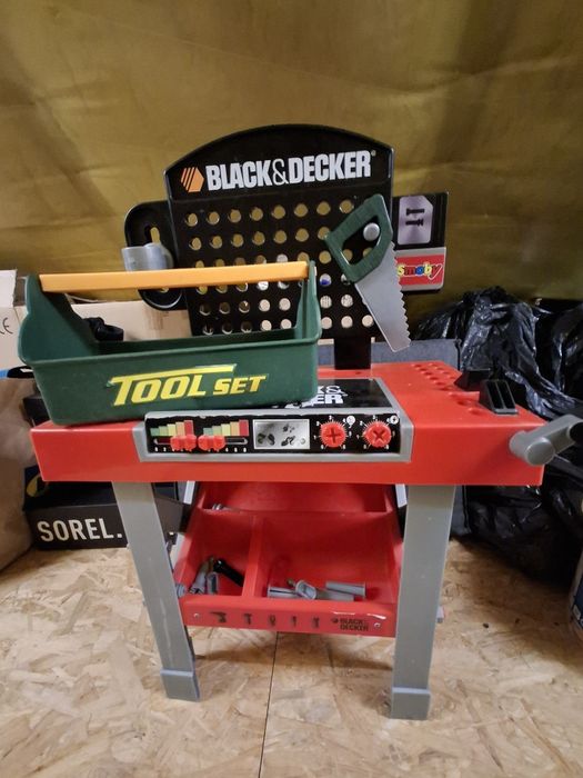 Stolik Black & Decker Na Narzędzia Małego Majsterkowicza  Tanio!!