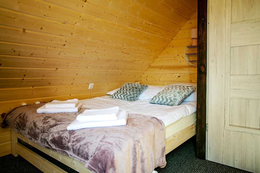 Domek JELENIÓWKA w LESIE - BASEN Bania Bilard KASZUBY jeziora Za