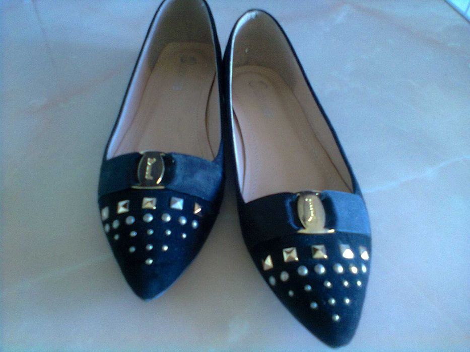 Туфли, балетки новые и б\у в состоянии новых.