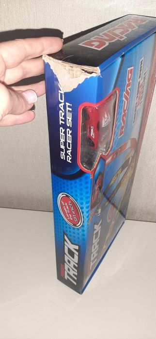 Гоночный трек Крутой вираж 230см, артикул 68825 Maya Toys
