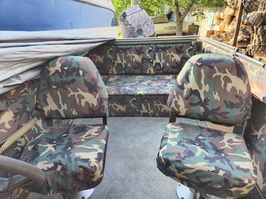 Катер прогулочный