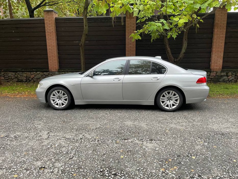 BMW 730i 2003рік газ/бензин