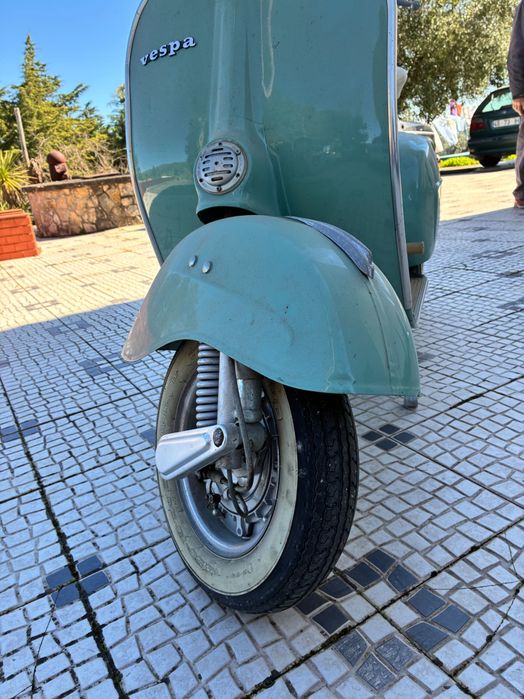 Vespa 125 como nova