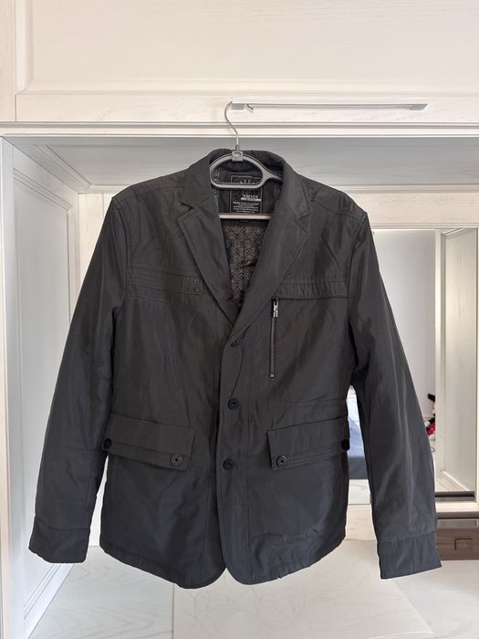 Зимова чоловіча куртка