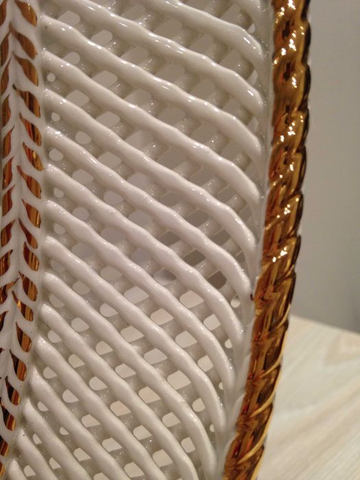 Pratos decorativos antigos