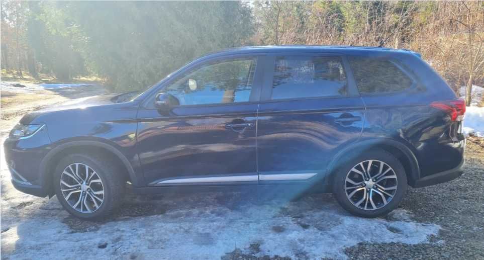 Mitsubishi Outlander, 2016