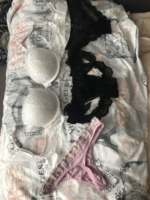 Білизна: стрінги труси чорні та бюстгалтер білий зі стразами все б/у