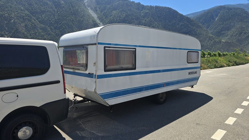 Caravana Knaus Mustang