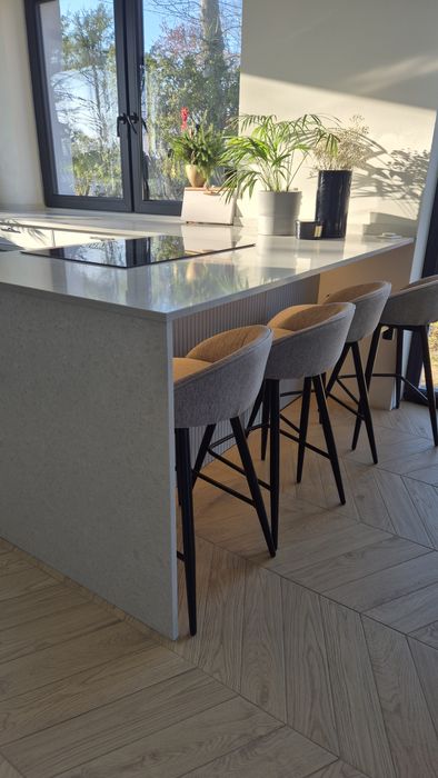 Składanie Montaż Skręcanie Mebli Kuchennych Systemowych Hotelowych