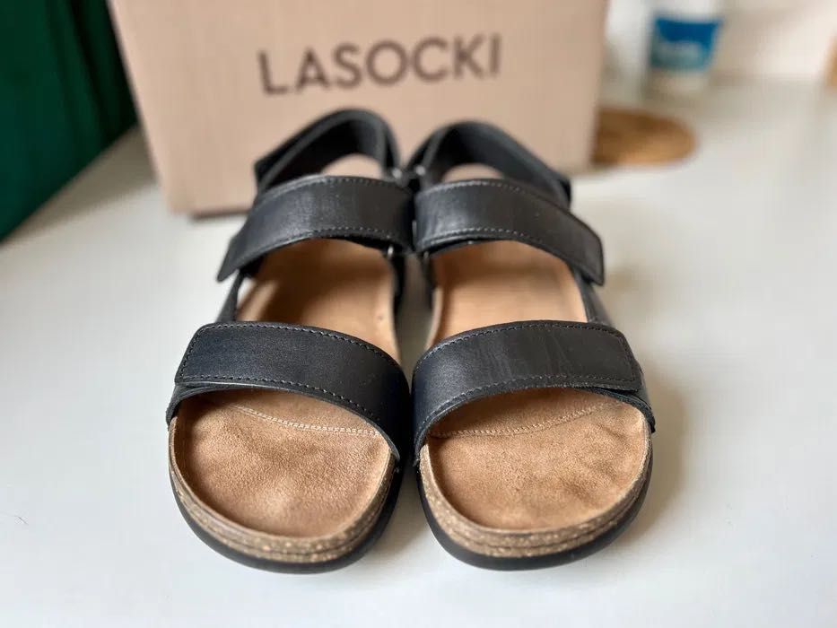 Lasocki sandały skórzane (jak nowe) (43)
