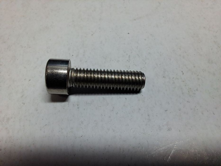Parafusos INOX M5 x 18 80unidades