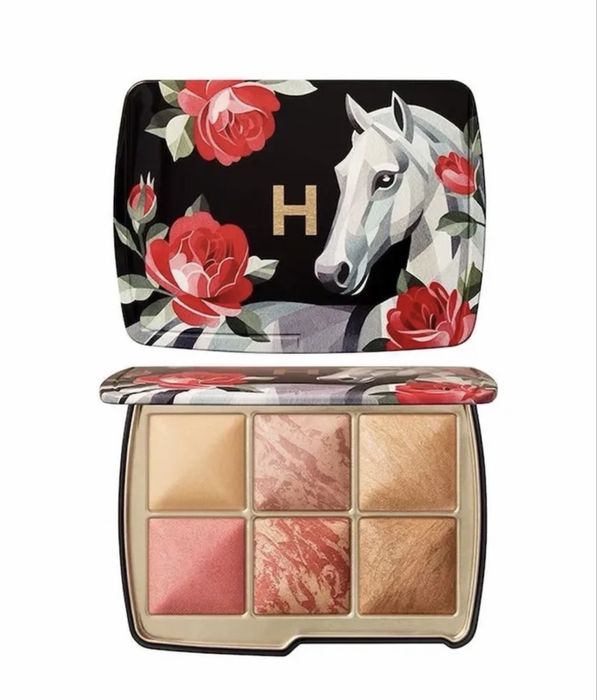 Палетка Hourglass .Кінь ,наповнення Коня оригінал.