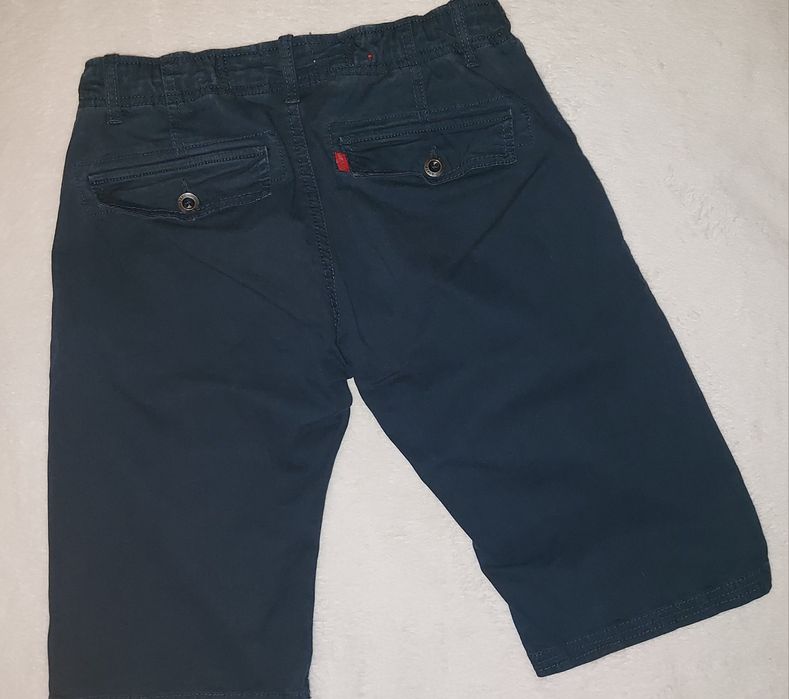 Calções Levi's
Tamanho 12 anos