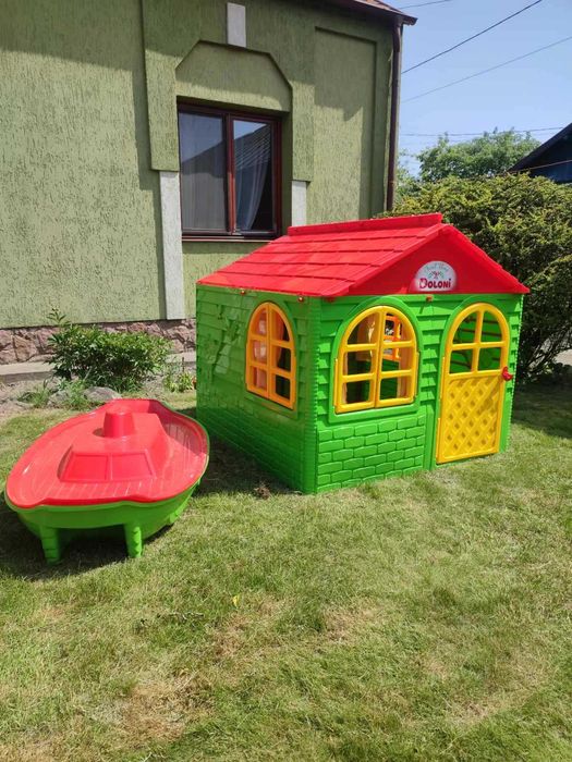 Дитячий майданчик Doloni Ігровий комплекс Будинок Гірка Пісочниця Стіл