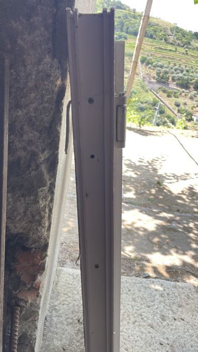 Janela em alumino com vidro duplo (melhor oferta)