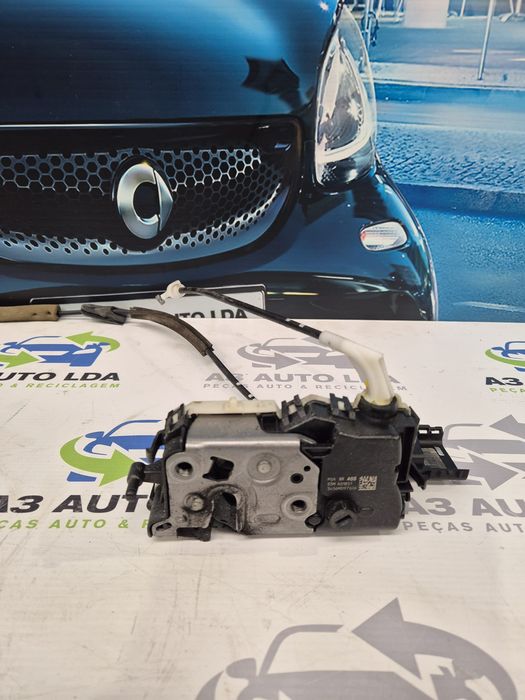 Fecho da porta lado direito e esquerdo Peugeot Partner Citroën Berling