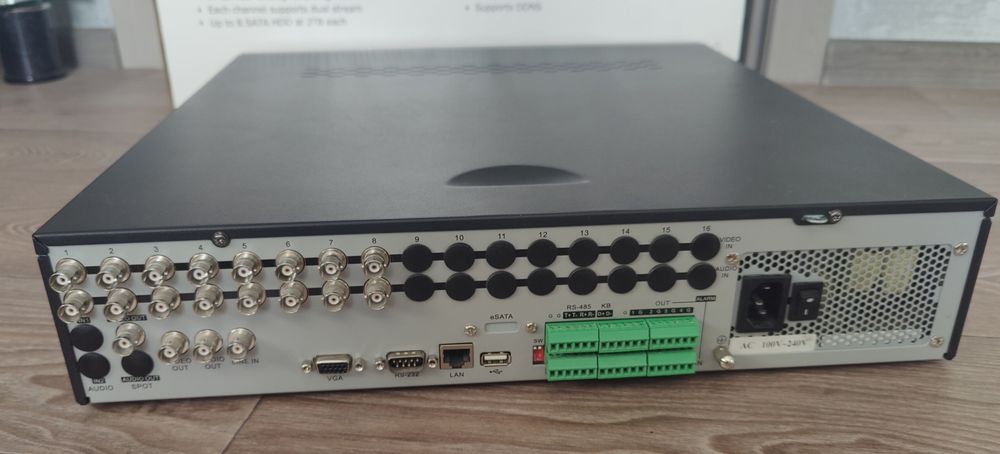 Видеорегистратор HikVision DS-8108HDI-S