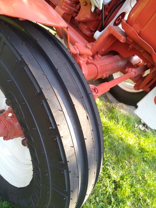 Продам т-25 владимерец.