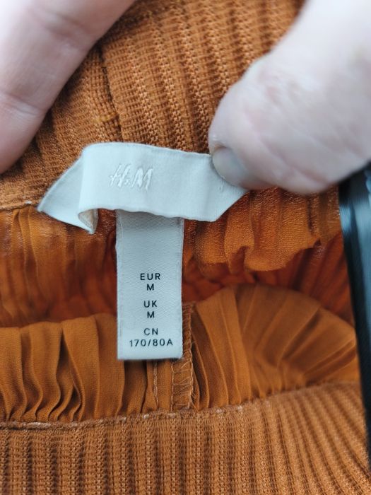 Plisowane spodnie h&m m szeroka nogawka