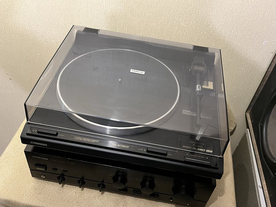Проигрыватель винила PIONEER PL-443 QUARTZ + усилитель PIONEER A-443