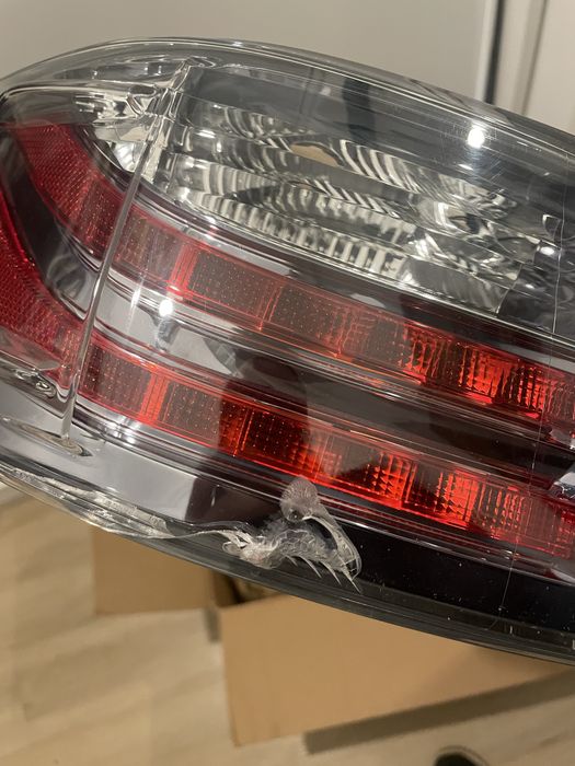 Farol traseiro esquerdo Lexus CT200h