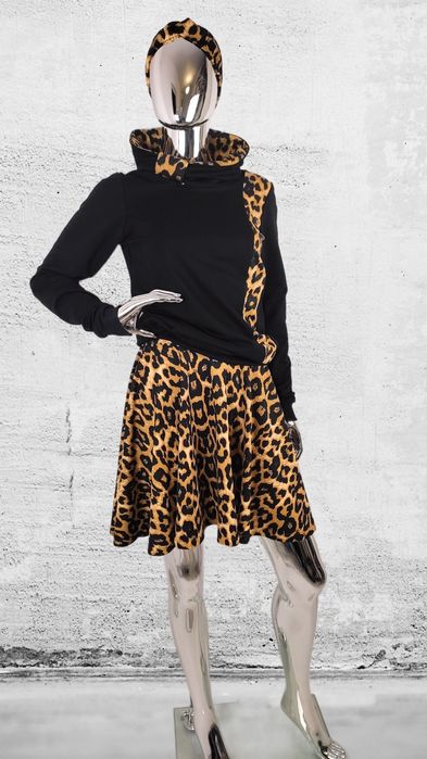 Zestaw bluza spódnica z koła cętki