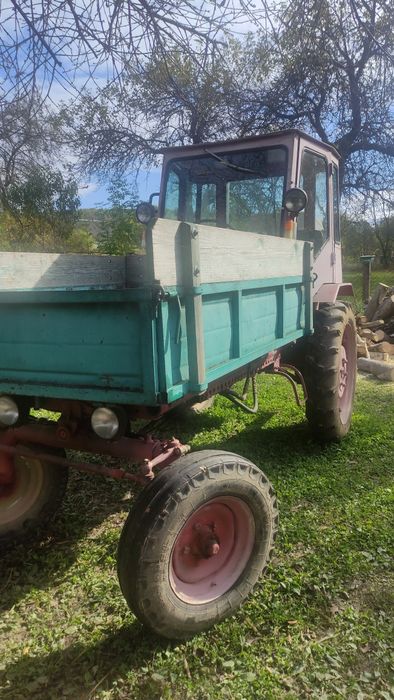 Продається трактор т 16