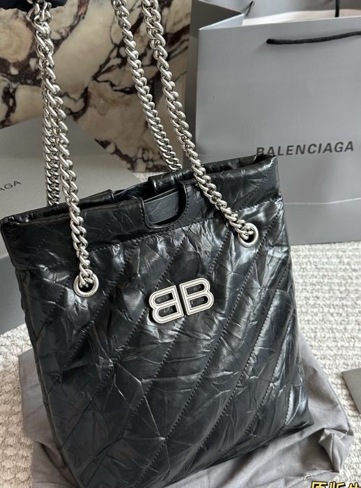 Сумка Balenciaga Crush Tote