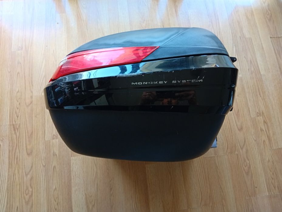 Top Case Givi Maxia E55 Monokey com Base